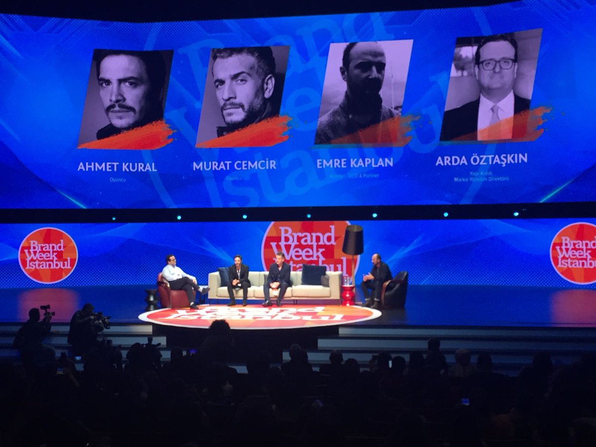 brandweekist's tweet image. Marka, ajans ve oyuncu üçgeni; Art of Collaboration oturumu, yaratım sürecinde birlikte çalışmanın güzel örneklerini anlatmak adına Tiyatro Sahnesi'nde! #LegendsofEntertainment @ardaoztaskin @AHMTKURAL @muratcemcir