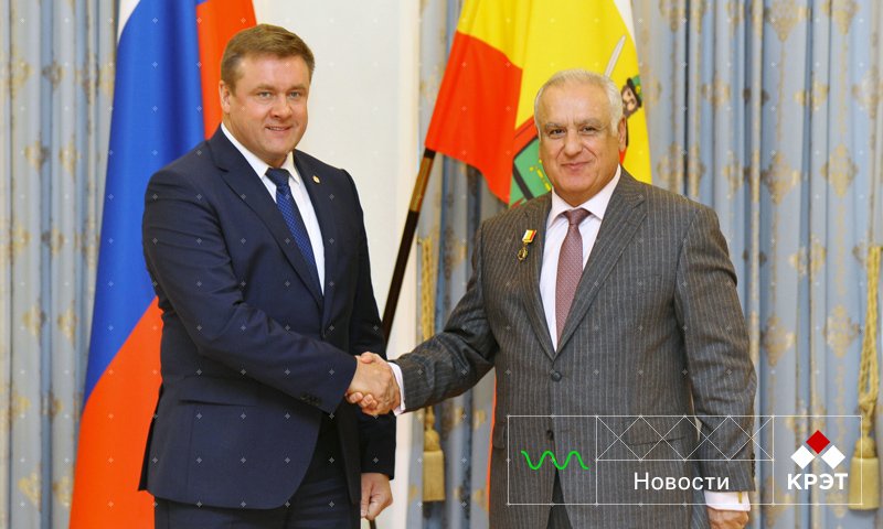KRETRussia's tweet photo. Гендиректор #ГРПЗ  Павел Будаго�� удостоен почетного знака «За заслуги перед Рязанской областью»: https://t.co/oEyzgyqTrs

#КРЭТ #награда #Рязань https://t.co/LFFuLLvjoT