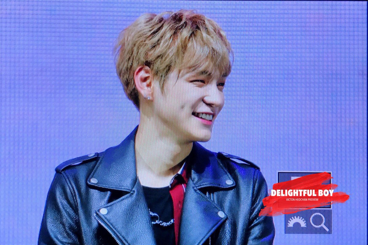 171109 #빅톤 #허찬 #컴백쇼케이스 #데뷔1주년 #나를_기억해 #From_VICTON <a href="/VICTON1109/">VICTON(빅톤)</a> 

왼쪽 오른쪽 보조개 콕,,🤦‍♂️❤️🔥