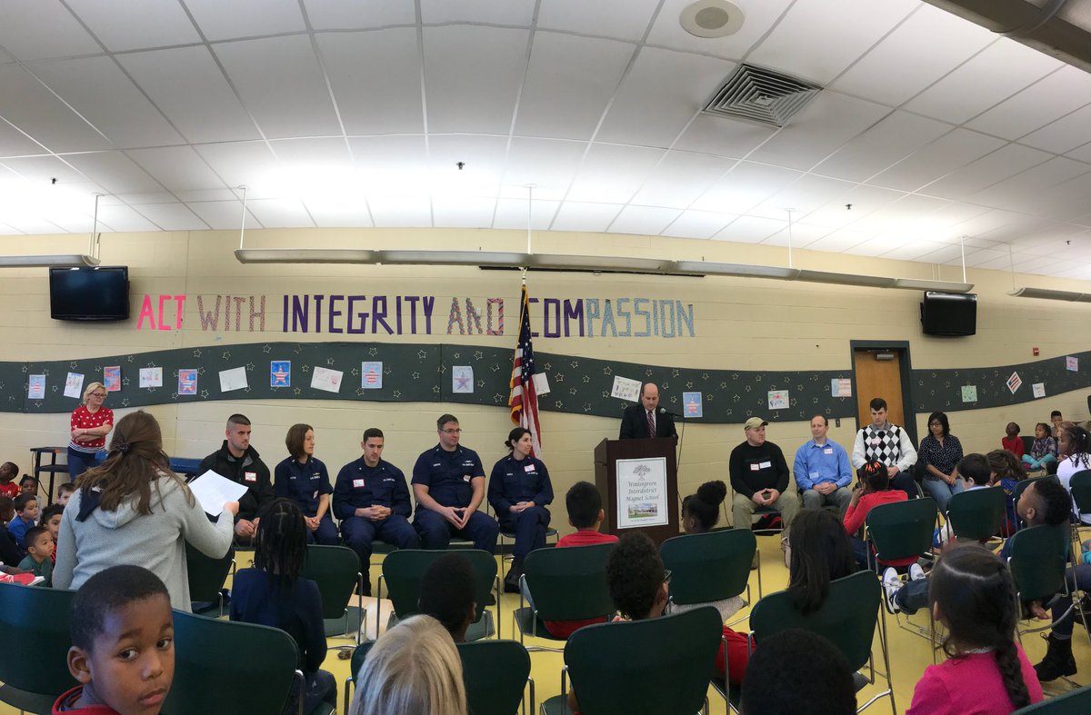 Mrs_Perrone's tweet photo. Wintergreen celebrates our veterans.  Thank you for your service! 🇺🇸 https://t.co/NbRNLHDgxv