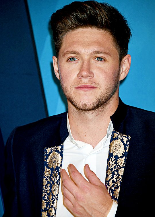 nhIibrary's tweet image. Niall at the Country Music Awards