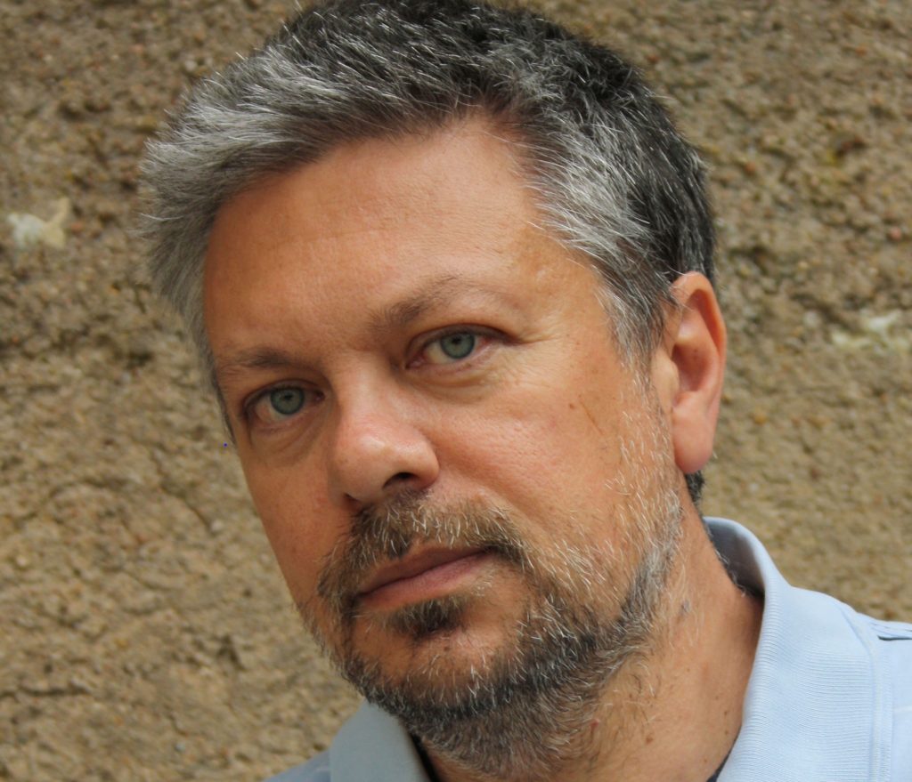 Heute Abend im #TBTalk: Michail Schischkin, einer der meist gefeierten russischen Autoren. 
In Russland wird er als ‹Nationalverräter› gehandelt, in Basel hält er die Eröffnungsrede der <a href="/BuchBasel/">BuchBasel</a>: bit.ly/2hmZnDr
