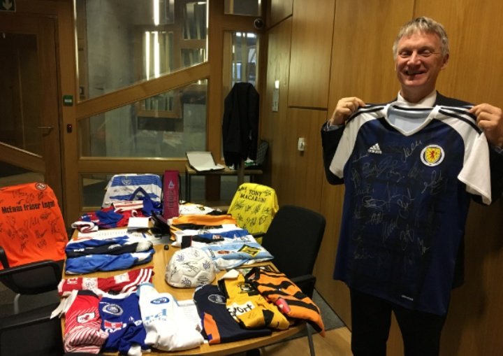Ivan_McKee's tweet photo. Supporting @StuMcMillanSNP Pipeathon raising money for good causes. All signed kits being auctioned online @McTears next week. #Pipeathon2017 https://t.co/PGRiDF3egz