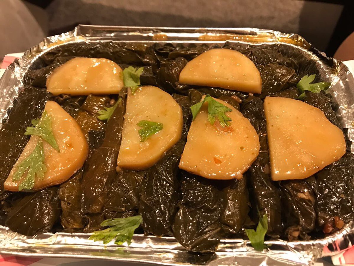 YummyShod's tweet photo. كلنا نتفق على انو اجمل وصف لورق العنب "ناطع" https://t.co/4B4P2Sk85K