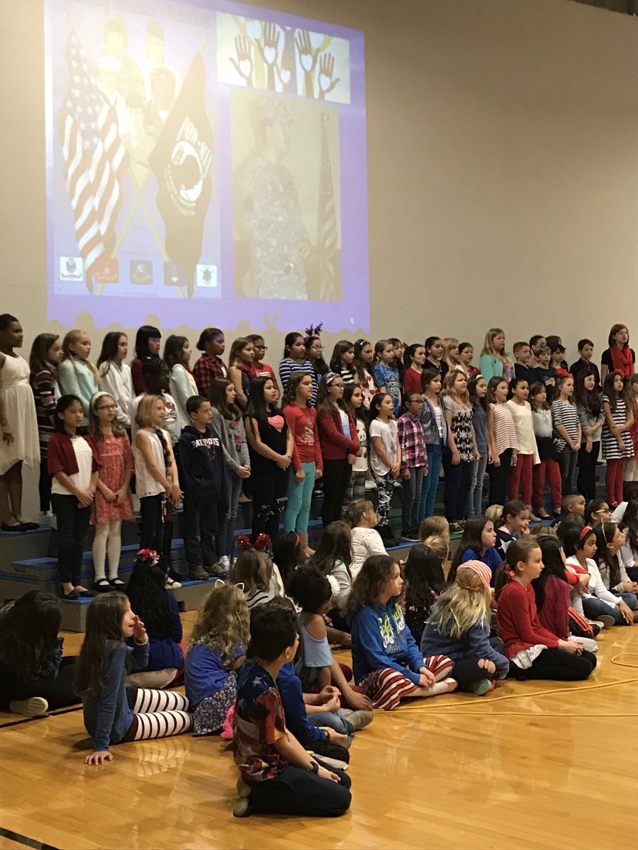 SNIS honors our Veterans! 🇱🇷Thank you for your service!❤️#Veteransday