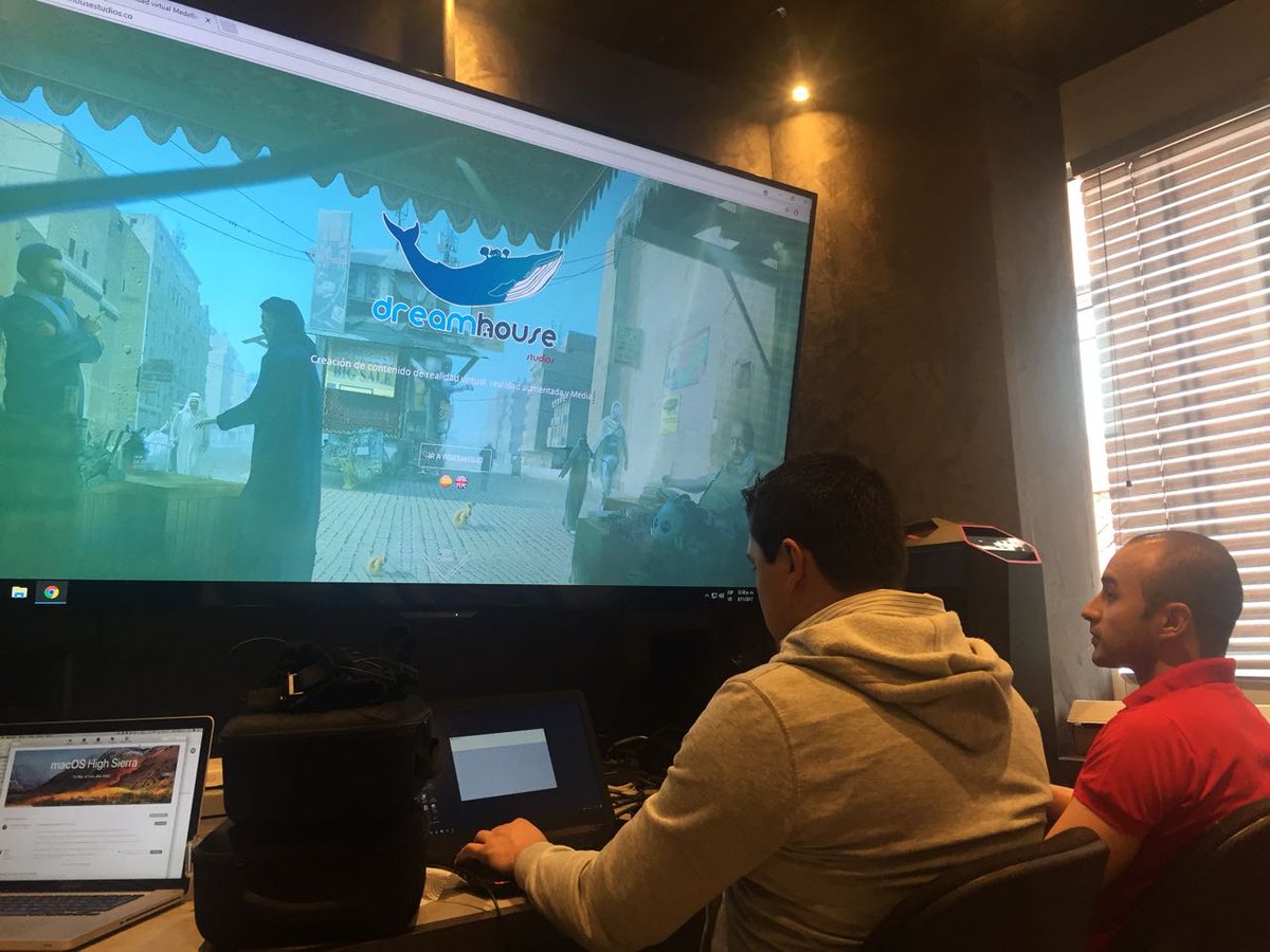 dextercaos's tweet photo. Creando Nuevas realidades #interactive #experiences
https://t.co/QBguYs7Dtz

#realidadvirtualmedellin https://t.co/Gr7Ed99pgR