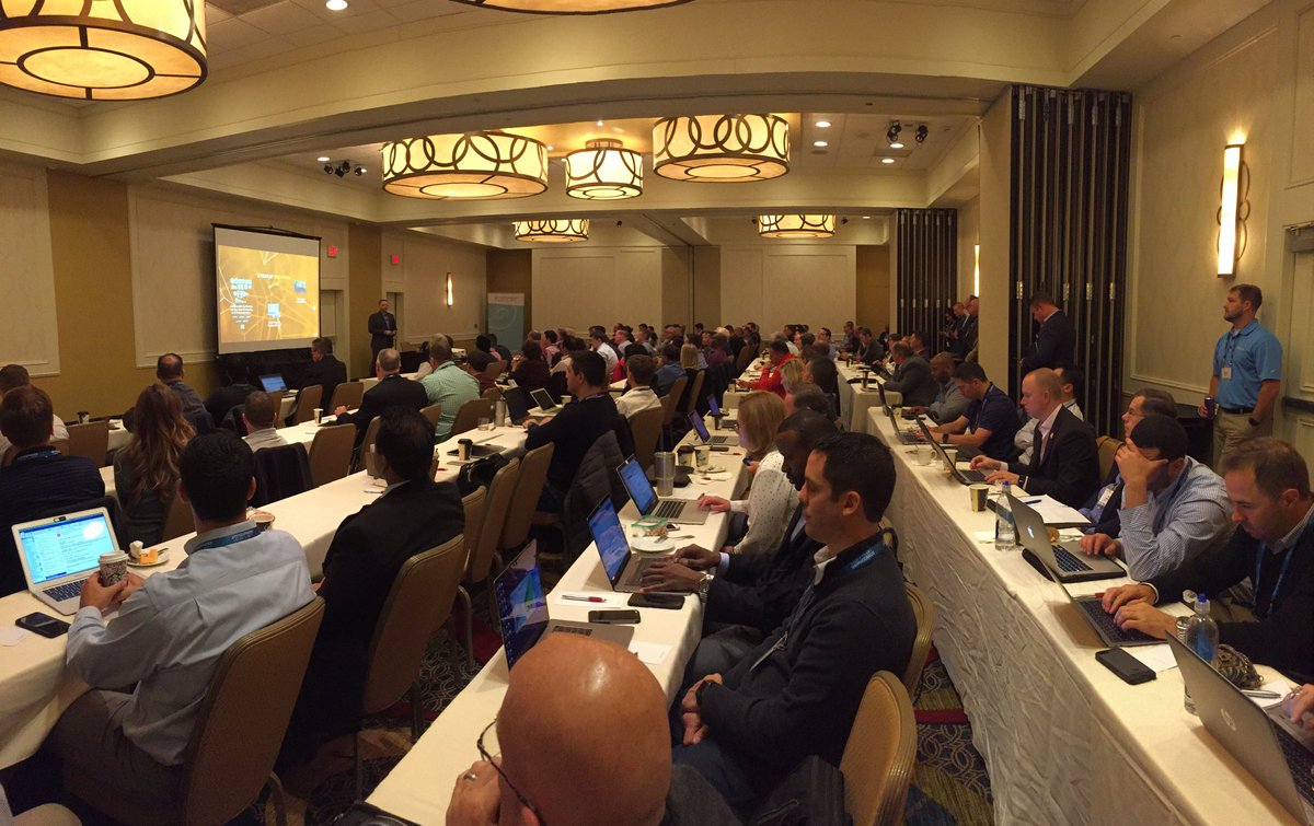 xdwifi's tweet photo. Standing. Room. Only. #nufsaid #ATMLocal @ArubaNetworks @Cynth_Gonz https://t.co/3LsZ2WhY0p