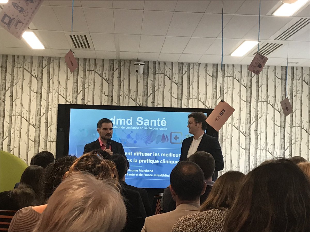 n_nafti's tweet photo. Presentation de #mHealthQuality de @dmdsante par le docteur @drguiloo au #39BIS de @SanofiFR https://t.co/Zhk0g1AIkX