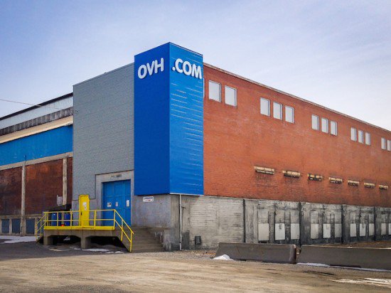 frenchweb's tweet photo. L’hébergeur #OVH victime d’une panne géante https://t.co/RPrHxlaaBZ #OVHGATE https://t.co/m6CZg3sxyh