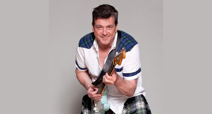 LottaloveEmi's tweet photo. 😎💙🎶📻#LesMckeownUK talks to #SmartRadioGY💙🐾xxx #BayCityRollers
FOR THOSE THAT HAVE MISSED, ENJOY :)
https://t.co/U1Zjb2oy7f
https://t.co/EHDXfhyqOd https://t.co/9uAvTRFTks