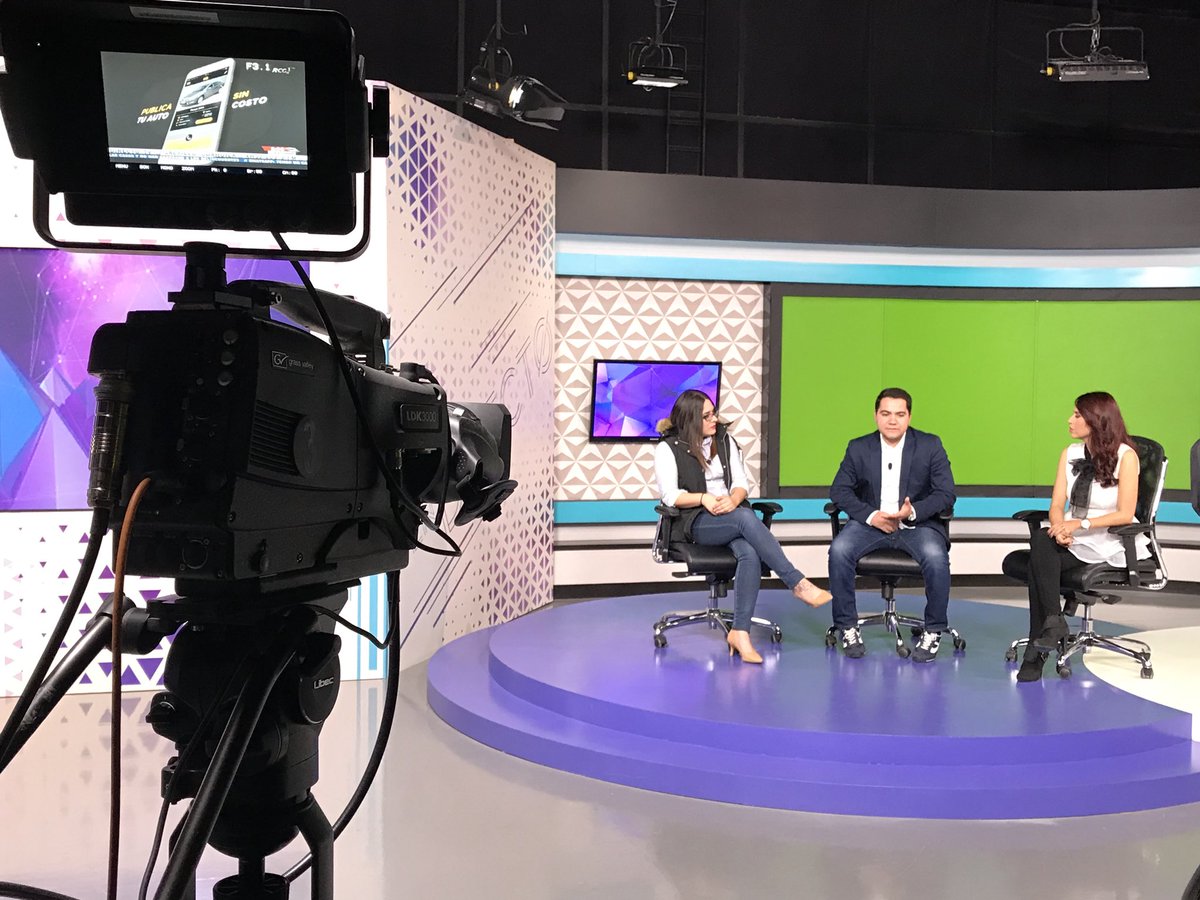 Autos_Saltillo's tweet photo. Gracias a @RCGoficial @En_Directo_tv @danylescieur @JekaPeppers @rusvelt_cerda por impulsar el emprendedurismo saltillense #AutosSaltillo https://t.co/o9NmFe6x9C