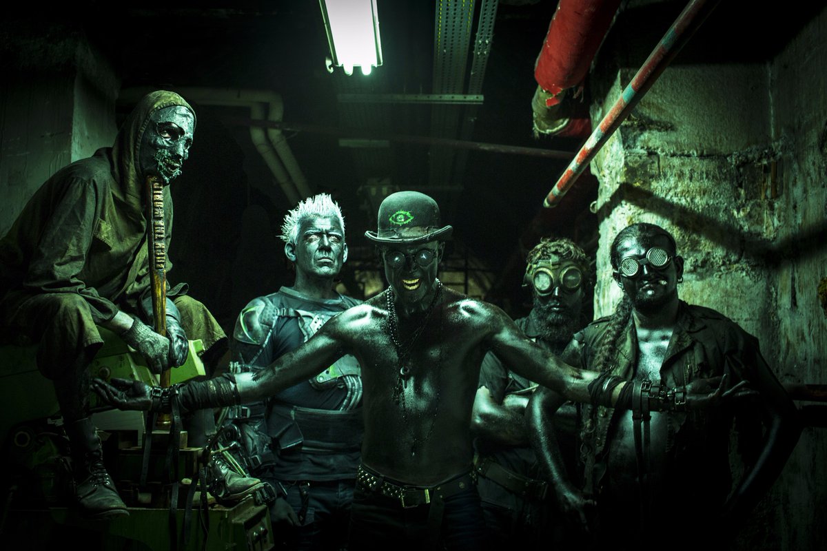 Oh and ... we are back here!   
#industrialmetal #goth #metalheads #industrialmusic #gothic