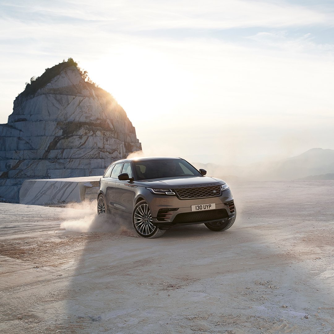 LandRoverCPT's tweet photo. Elegant poise on any surface – #RangeRover #Velar.
Find out more: https://t.co/b9eSBmgIUI…/the-new-range-rover-velar
#SignatureStyle https://t.co/kfyEinUE4a