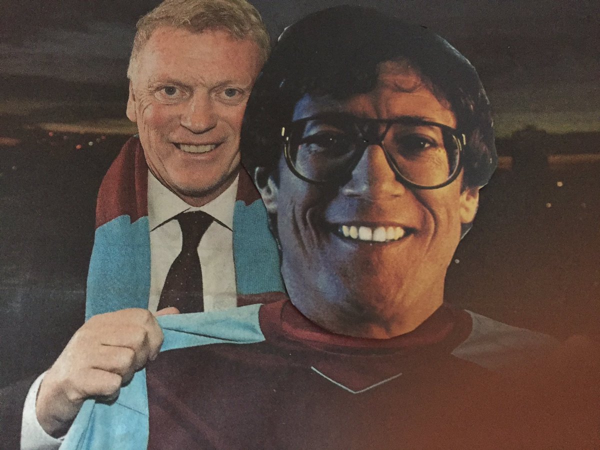 clarke_cable's tweet photo. Great to see #DavidMoyes has brought legendary guitarist Hank Marvin on board at Everton to help with the new intense training regime https://t.co/9Qunt5whxd