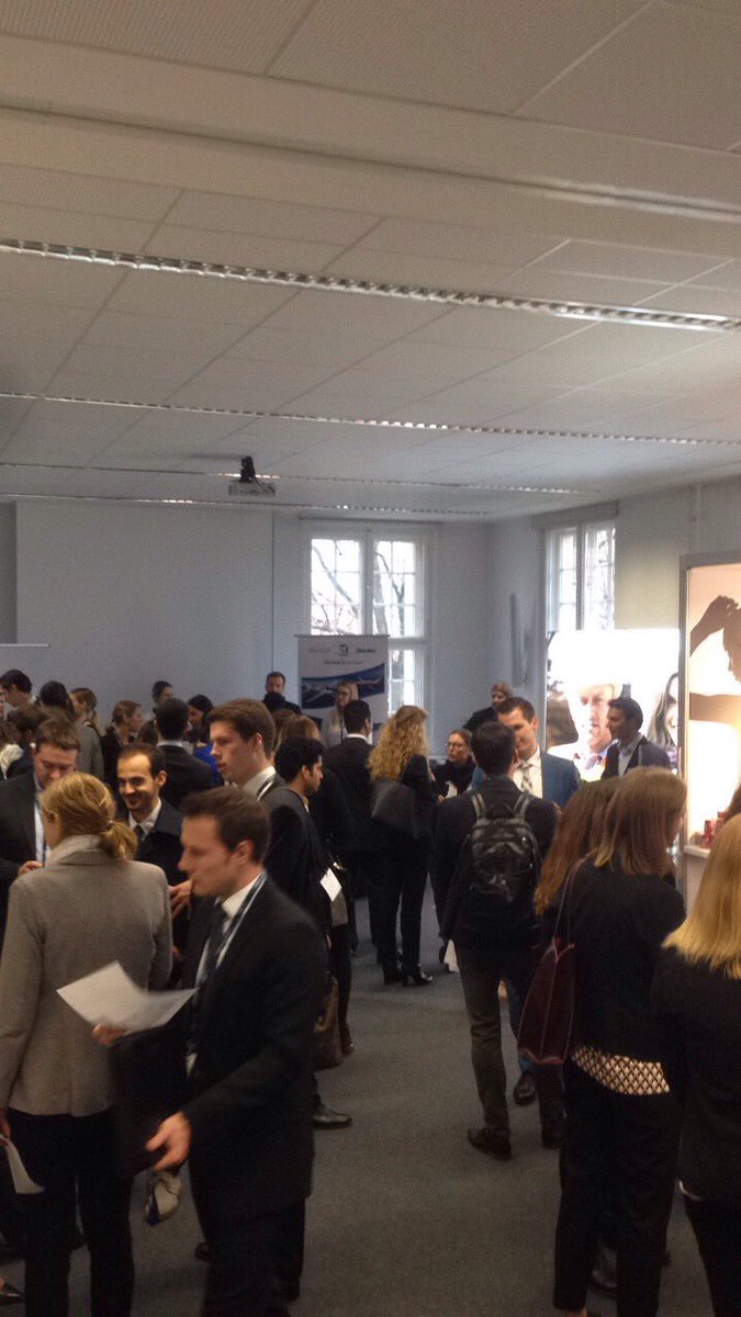 LinkingTalents's tweet photo. Networking Lounge is Open again! But the careers fair is going on... #RD2017 #ESCPEuropeBerlin #LinkingTalentESCPEurope https://t.co/uLU1gp42gX