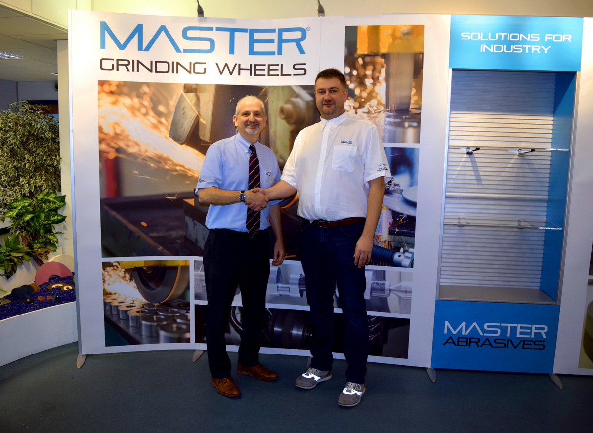 MasterAbrasive's tweet photo. Our agent from #Poland is on-site at the office this week. Anyone based in Poland can contact Esefi.pl for information on the Master brand of #abrasives or #ZIPPtools! #mfg #narzędziapneumatyczne #materialyscierne #obrobkametalu #szlifowanie #elektronarzędzia #ExportingisGREAT https://t.co/2urG9q1dUU