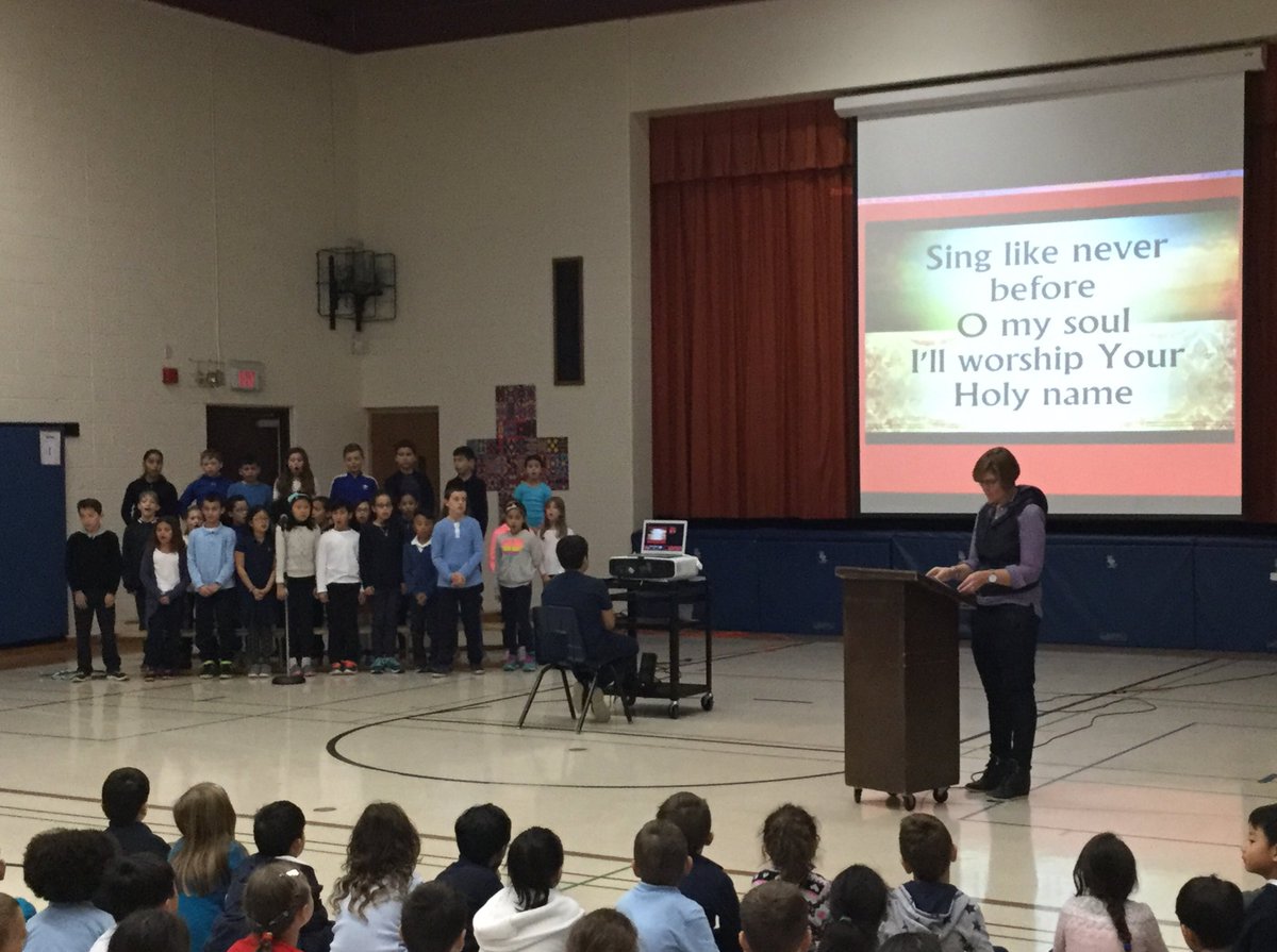 marinelli_tl's tweet photo. Ms Bomben is practising with students @StAnneCES for our #RemembranceDayService tomorrow #wewillneverforget #veterans @ycdsb https://t.co/LXkNnlpSvX