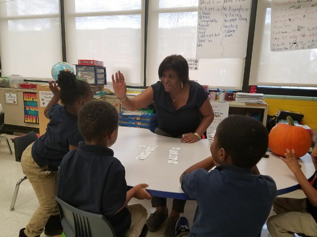 FriendshipPCS's tweet photo. Ms. Thomas' kindergarten class at Friendship Blow Pierce is working hard to learn how to read and write. The class is full of caring adults supporting the scholars to succeed! #FPCSExcel π https://t.co/yBY3gXRvBb