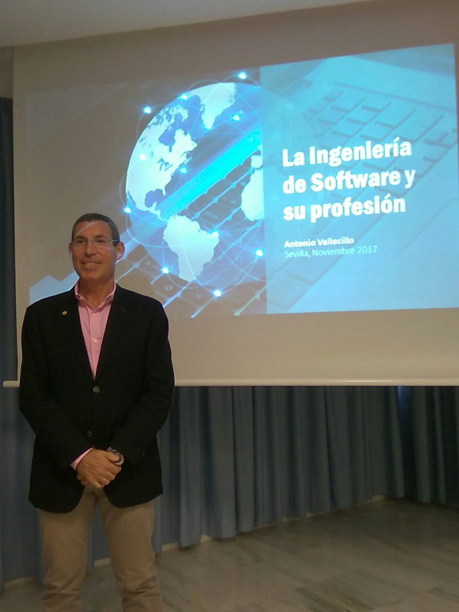 InnoSoftDays's tweet photo. Comienza la conferencia de Antonio Vallecillo sobre la Ingeniería de
Software y la profesión desde un punto de
vista social.
#ISoftDays https://t.co/QbGx54OhEj