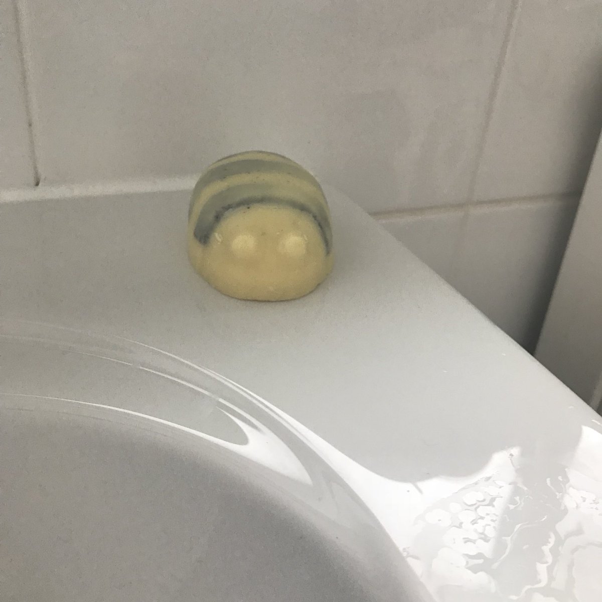 emilyelizaxox's tweet photo. scrubee is wonderful. everyone should be like scrubee. ๐๐๐ป #lush #scrubee https://t.co/XO7BApThbS