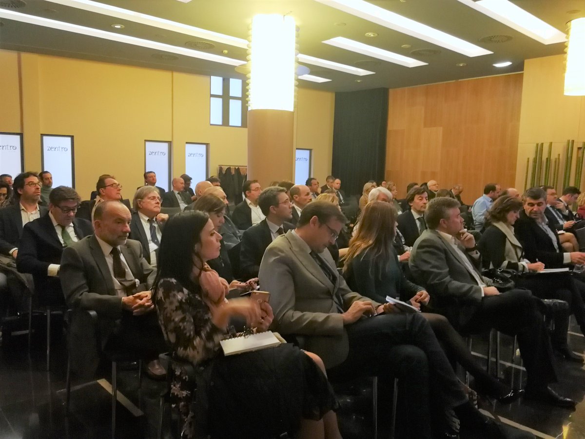 Tras finalizar el I Congreso de Áreas y Polígonos Industriales de Aragón en el que ha quedado reflejada la necesidad de un marco legal para la gestión, y modernización de los mismos, queremos dar nuestra enhorabuena a <a href="/FepeaAragon/">FEPEA</a> por la organización del evento