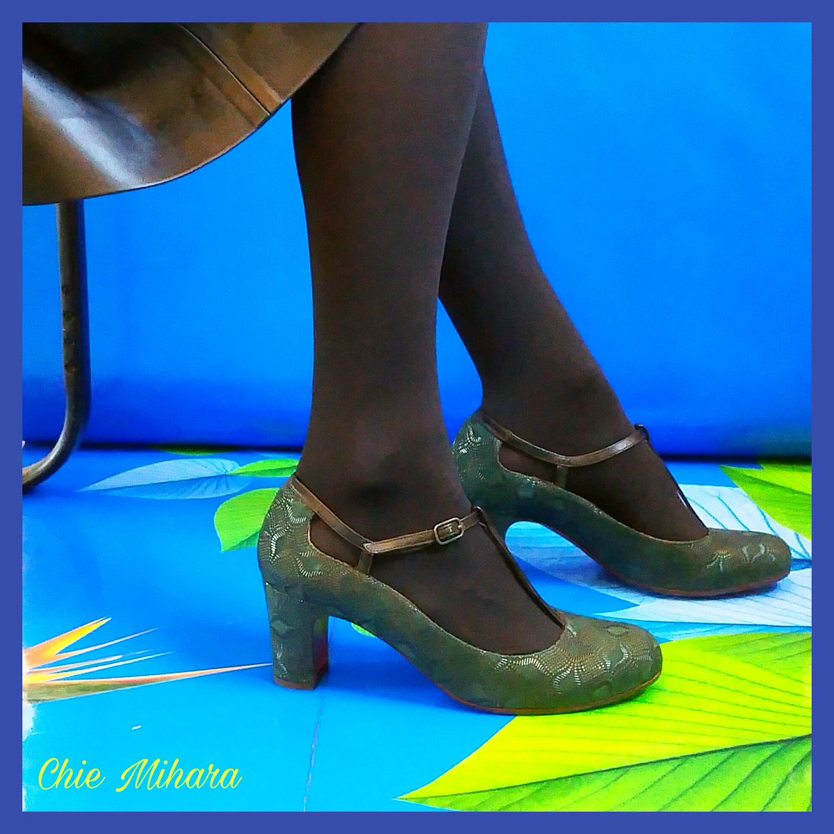 YohannShop's tweet photo. CHIE MIHARA JAS Verde

@chiemihara_ @YohannShop @MavilleCaen @CaenOfficiel @blog_so @Normandie 
@Blogdemodeparis @Bayeux_Bessin @Cherbourgot @Rouen @Paris @tourisme_gtm @LaMode360 @depechesmode https://t.co/00Nbfp1US6