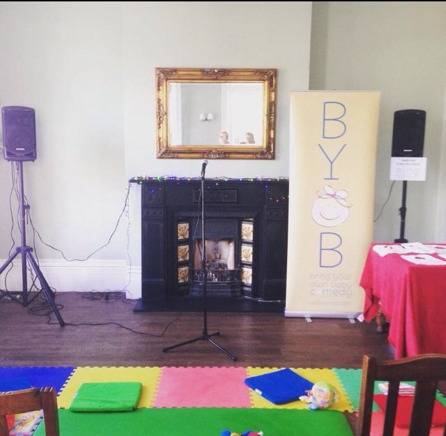 BYOBabyComedy's tweet photo. #ThrowbackThursday to memories of our first show @ChanceryBeck 👶🏻💙 Amazing memories &amp; more to come! #comedy #standup #baby #mumandbaby #dadandbaby #laughs #lunchtimegiggles #daytimeactivities #london #kent #surrey #sussex #herts #buckinghamshire #eastmidlands https://t.co/CsknGZSHho