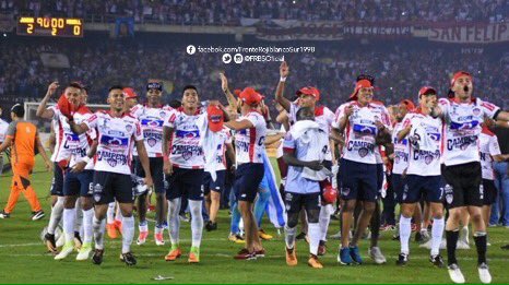 AndresPB1981's tweet photo. ¡Noche de gala en el coloso: Campeones! 🏆 Crónica, y destaque especial: https://t.co/IuZ82do4Dp 🔴⚪️🔵 https://t.co/z0tM0ZL49M