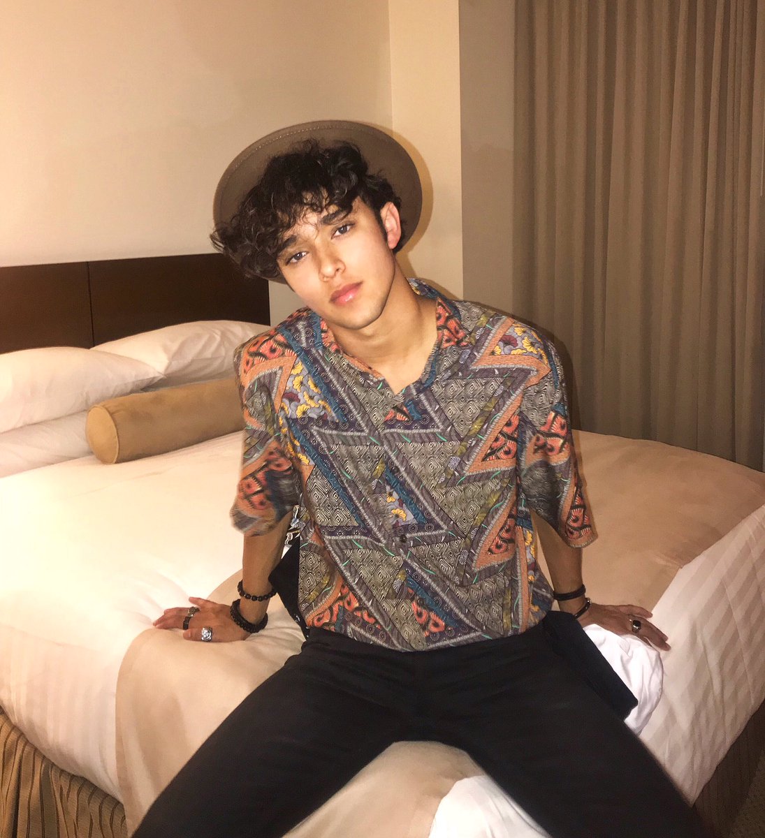 _CNCOwnerss's tweet photo. Vida de fã não é fácil 😍😍| La vida de fan no es fácil 😍😍
Joel e Christopher Via Instagram e Twitter 
@itsjoelpimentel @christophervele #CNCOwners #CNCOxMerida https://t.co/TN8uRuA53J