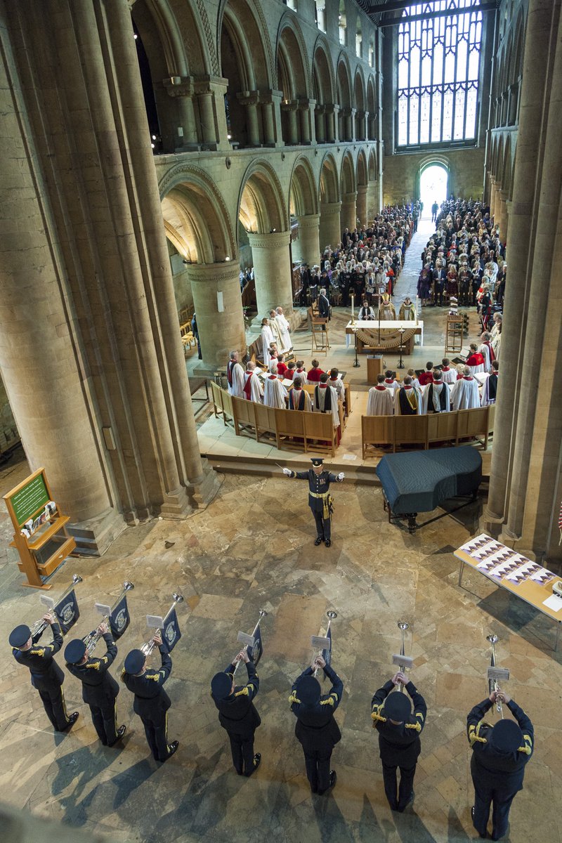 churchofengland's tweet photo. In 2016 1.2 million people attended 6,000 civic events or services at cathedrals. https://t.co/NSOUh8I9xh https://t.co/DErZ8drxJ4
