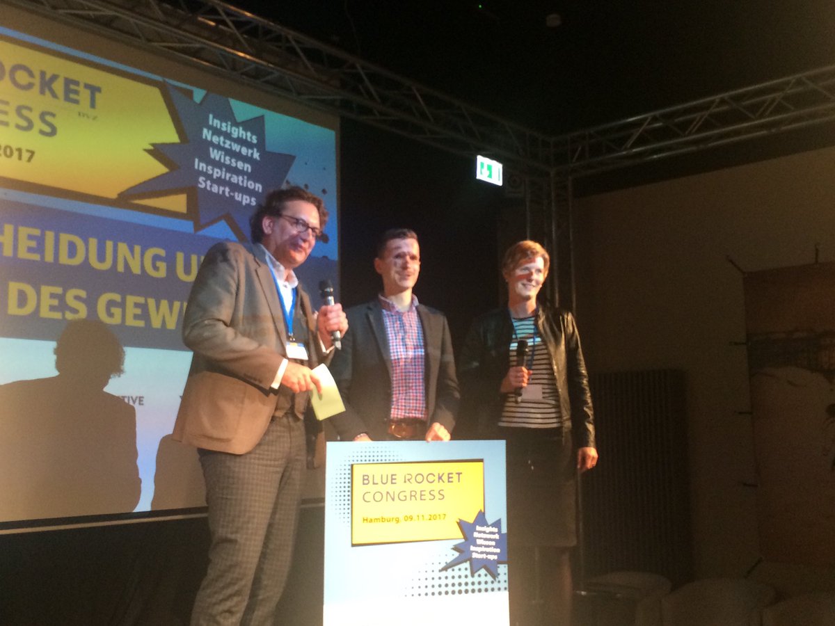 Sebreimann's tweet photo. #BRC17 Gewinner beim #startup-Wettbewerb des Blue Rocket Kongress ist doks innovation #logistics https://t.co/Deu4JZZ4uM