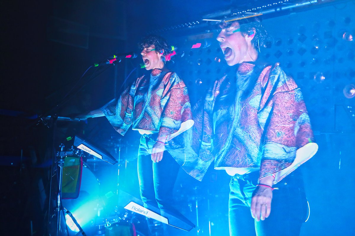 pancakesnwhisky's tweet photo. .@tuneyards played a surprise gig at @BabysAllRight with the help from @YoEaves: https://t.co/2W2n3n0eei #tuneyards #merrillgarbus https://t.co/2A2oYmsakk