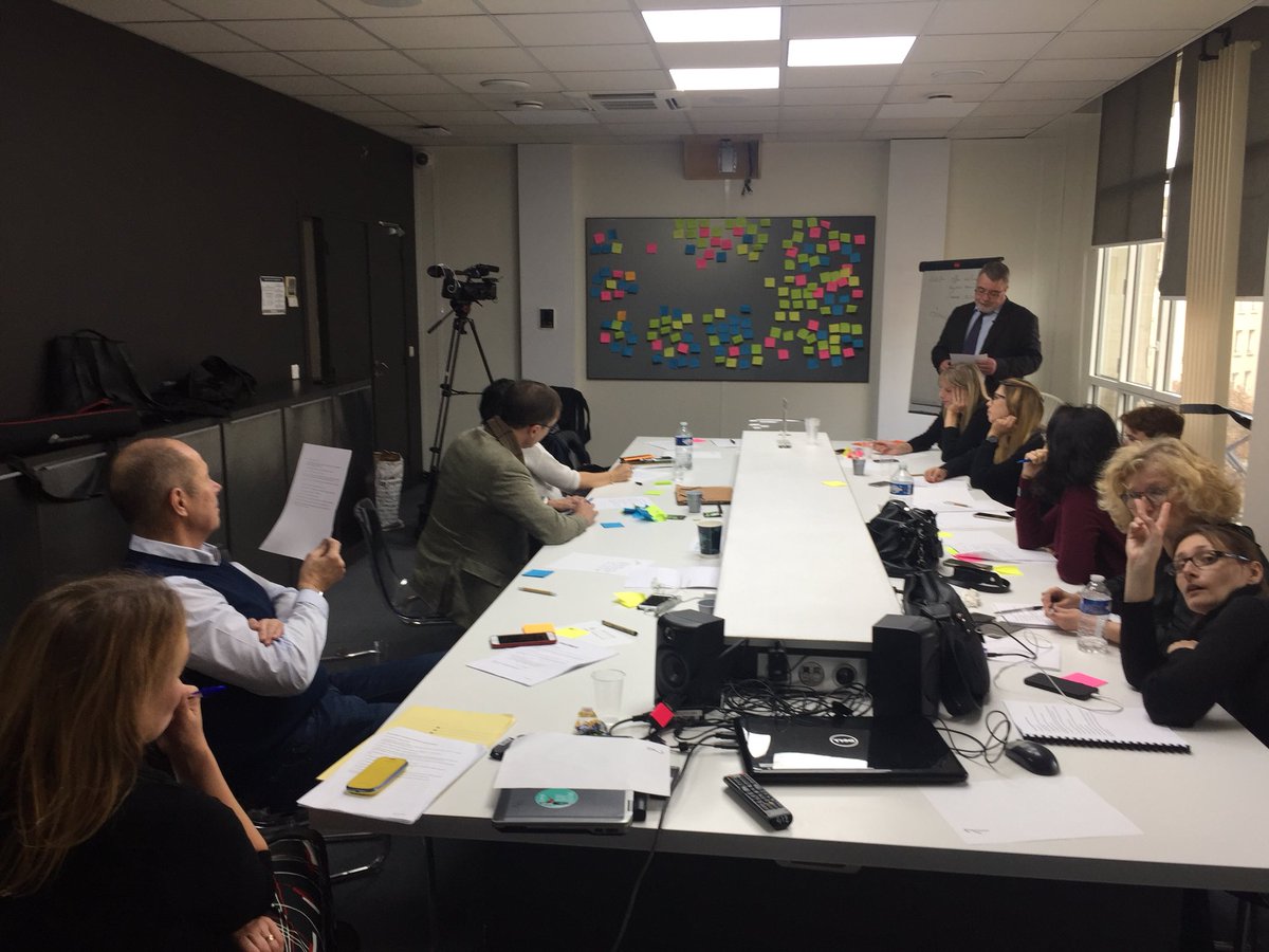 JeanMarcFAYOLLE's tweet photo. #Abilways atelier « les nouveaux #médias », projet Vision2025. https://t.co/cDpNp0w5kj