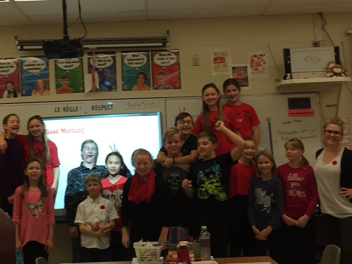 mmekgrade6's tweet photo. #firsttweet https://t.co/zj94UzROwj