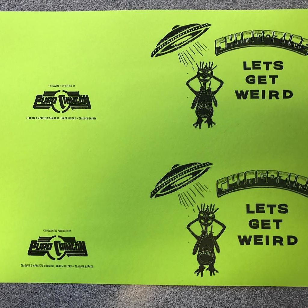 Chingozine's tweet photo. @chingozine 7 cover realness #zines #zine #letsgetweird #east2017 #eastauatinstudiotour #chingozine #purochingoncollective #alien #ufo https://t.co/9BrMKJgG75