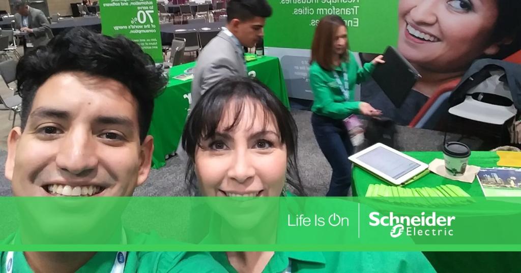 SE_Careers's tweet photo. Thanks for a great #SHPE2017 conference @SHPE! If you missed us, join our talent community online: https://t.co/RiiD7wTrUA #SHPE #LifeIsOn https://t.co/WpcxjKtvcs