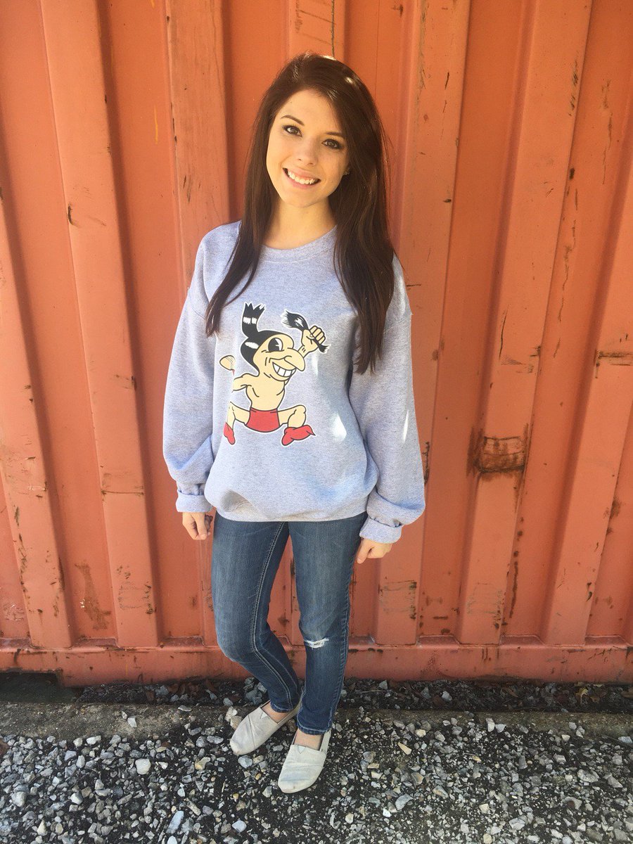 TBB_Jonesboro's tweet photo. It's #TBT so FAV AND RT for a chance to win one of our Jumpin' Joe sweatshirts. #TextbookBrokers https://t.co/ui5KY5P5Nd