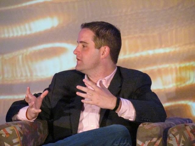 LocalMediaAssoc's tweet image. What should local media companies selling digital marketing services measure? Join @williamsjed on Nov. 16 to learn more. buff.ly/2yludiY