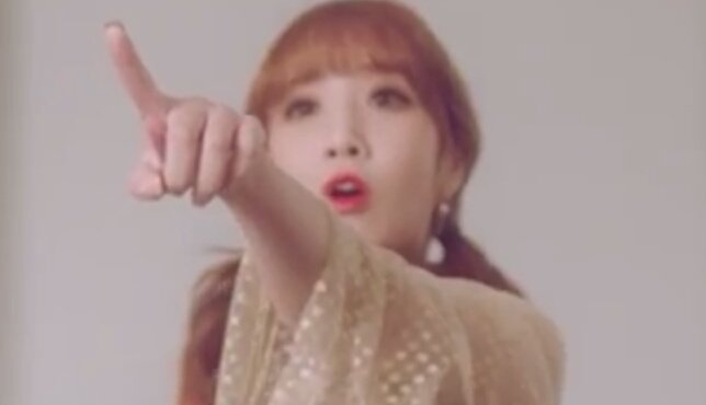 #Lovelyz #러블리즈
#Fall_in_Lovelyz #종소리 #Twinkle 🔔
#유지애 #지애 💖💖