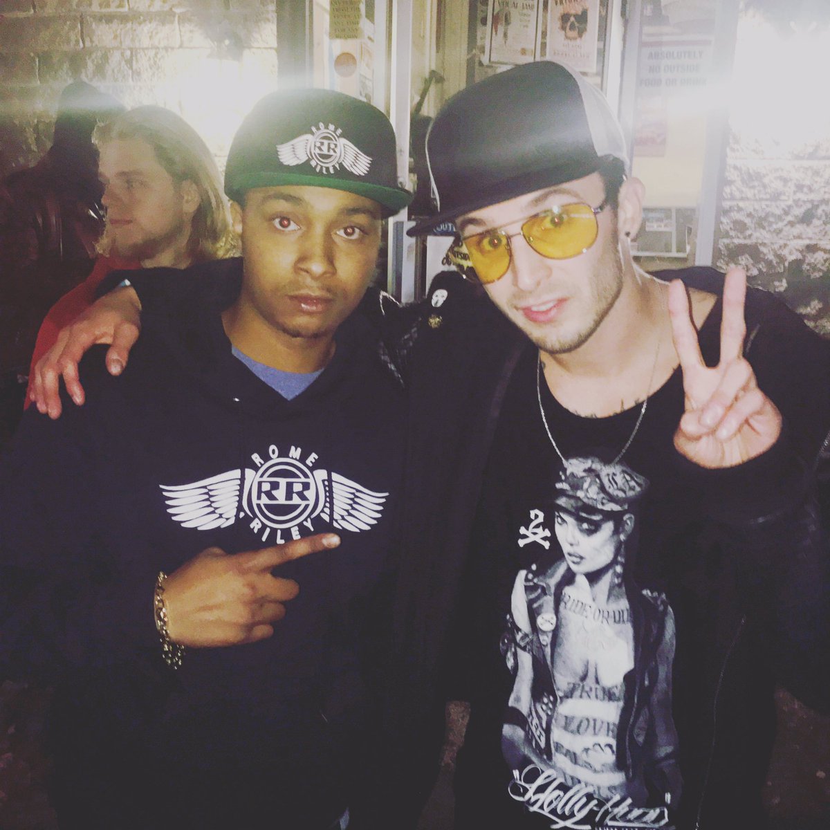 CTSUPDATESHOW's tweet photo. #Tbt Mobbing W/ @ChrisWebby πΈ #RomePromo #YoungObama #BlackStar https://t.co/PSTzljC7LN
