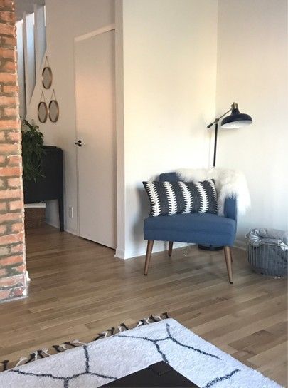 TheHummusapien's tweet photo. My favorite blue chair from @worldmarket is on sale for over $100 off! @liketkit https://t.co/XNt5aha6wV Β #liketkit #TKhome https://t.co/y1WqJmqoEh