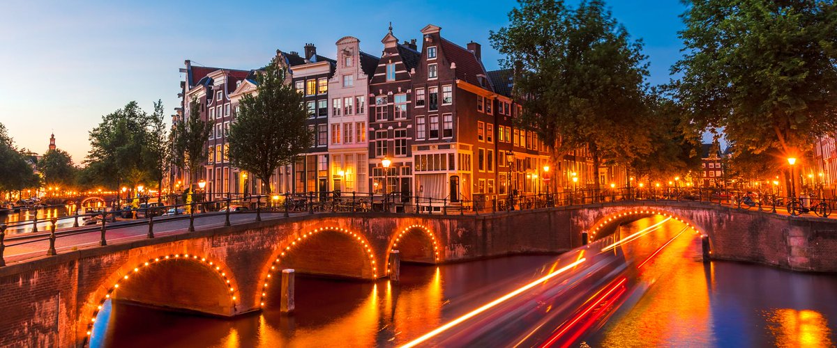 swiftcommunity's tweet photo. Register now for the SWIFT Premium Services Forum Europe 2017 on 27-28 November. Details here: https://t.co/xhxXewRIyH #PSF2017 https://t.co/WKzpCiyuSv