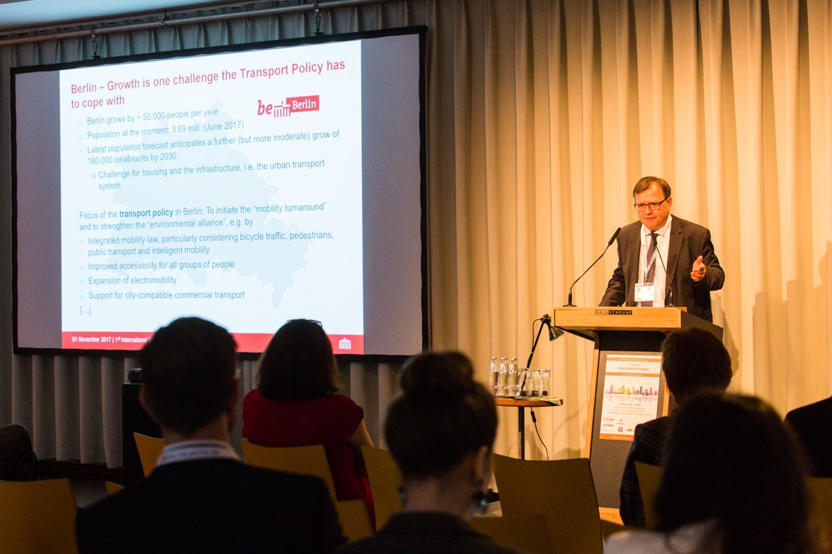 scdialogues's tweet photo. Test areas for real-life investigation involving the end users are essential for the acceptanceof new solutions for mobility and the transport system, Said Thomas Meissner at @scdialogues #smartberlin @BerlinPartner https://t.co/BRPAc0qnYh