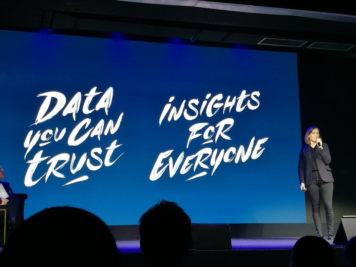 Alichnt's tweet photo. Les belles promesses de l' #Analytics suite 2 de @AT_Internet : de la #data de qualité qui fournira des #insights percutants et accessible et exploitables par tous!
#DAF2017 https://t.co/Cquu7FZ53h