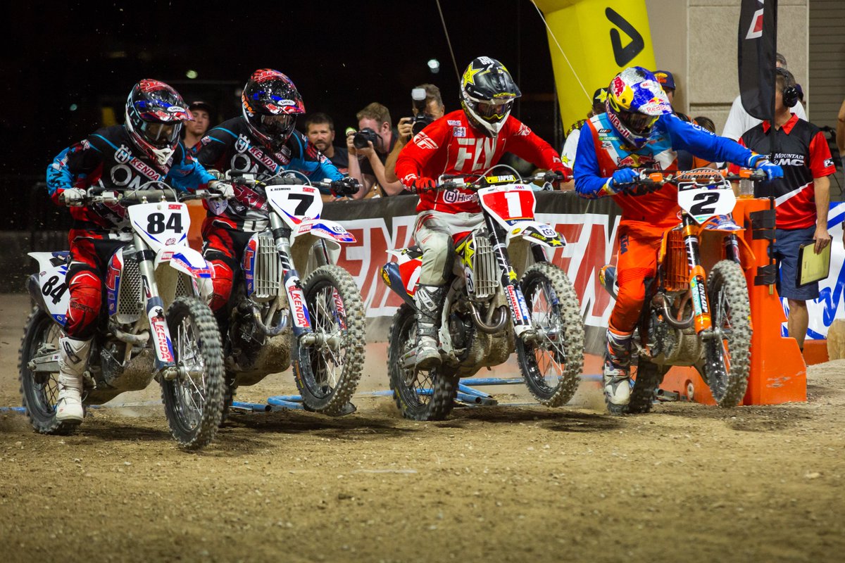 DirtRiderMag's tweet photo. The finale round of #EnduroCross starts at 7:30 p.m. this Saturday in Ontario, CA. Tickets can be purchased: https://t.co/tRNyih5IoA https://t.co/CulJAhzd1X