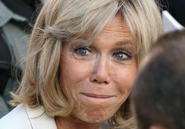 Valeurs Actuelles ن On Twitter L Elysee Invite Un Homonyme De Brigitte Macron A Changer De Nom Https T Co Fqo1isvi3z