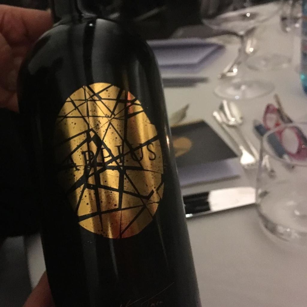 albertolupini's tweet photo. #hansterzer  #cantinasanmichele stupisce ancora con #appius 2013 https://t.co/XbT7CfX83r https://t.co/iqqPqDvfMQ