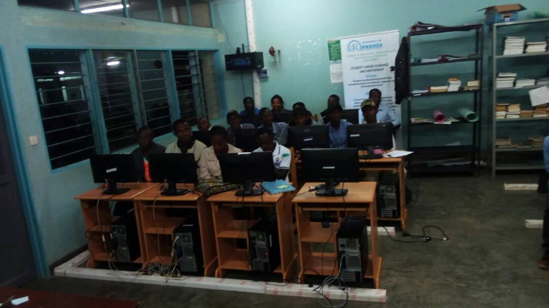 Over 120 students showed up as they start their learning experience for <a href="/YouMatchGlobal/">YouMatch</a> OIFES project by <a href="/DOTRwanda/">DOT Rwanda</a> in <a href="/UR_CAVM/">UR-CAFF</a>