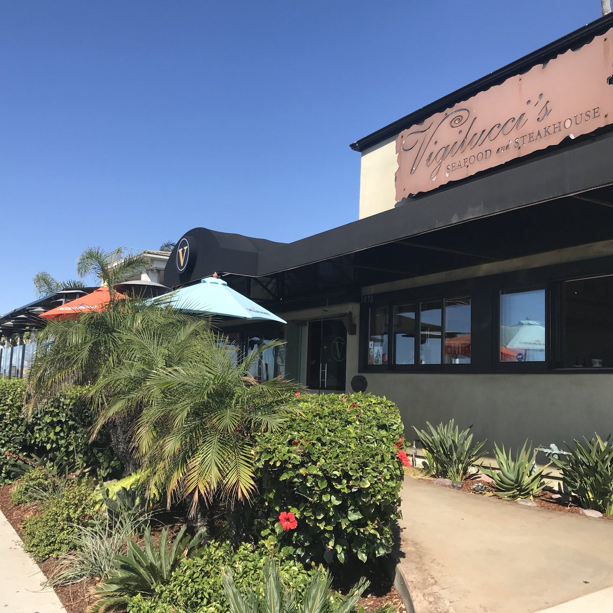A beautiful location for 
Venom Vodka. <a href="/vigiluccis/">VIGILUCCI'S SEAFOOD</a> .
.
.

VIGILUCCI’S 
3878 Carlsbad Blvd.
Carlsbad, CA 92008