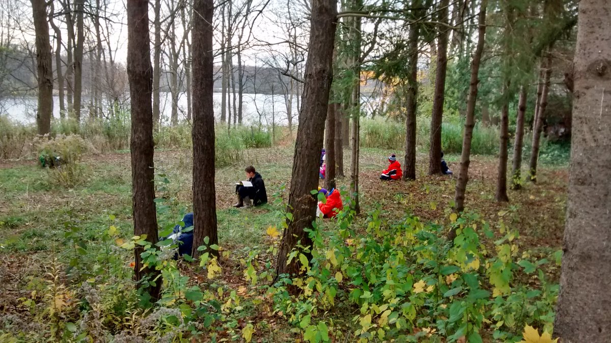 danarppe's tweet photo. Nature journaling around the ponds w @mrspowers5 grade 4s  #natureschool #poetryinnature #treebuddies https://t.co/LnlA82Fc6j